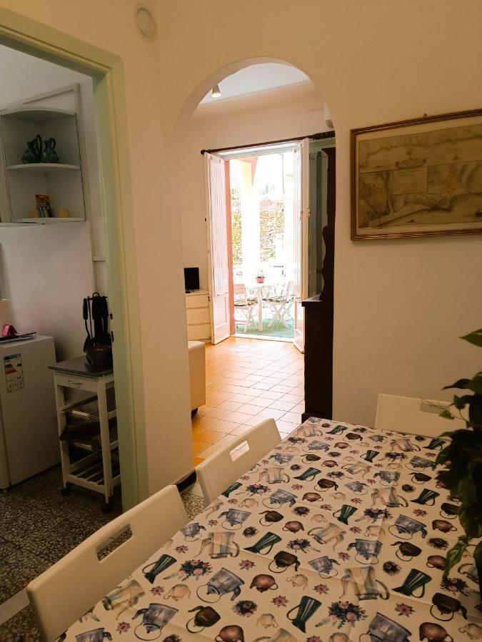 Classic Monterossino Apartment In Old Town Monterosso al Mare Exterior foto